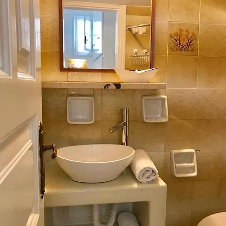 Laka Mykonos Town Apartments *