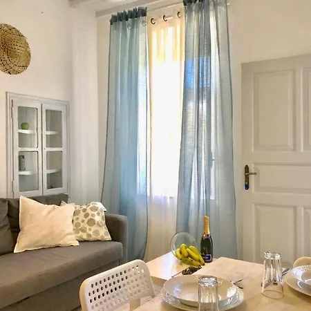 Laka Mykonos Town Apartments *